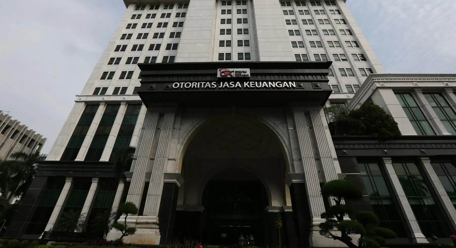 Sanksi Pembekuan Tak Digubris, OJK Cabut Izin Usaha PT Hewlett-Packard Finance Indonesia