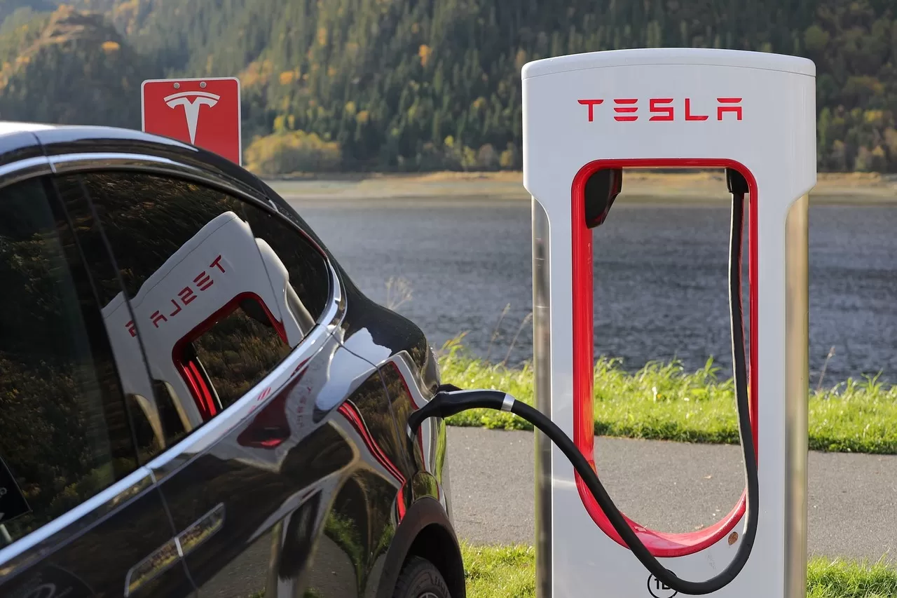 Tesla Luncurkan Proyek Baterai Megapack di China Sambut Era Baru Energi Terbarukan