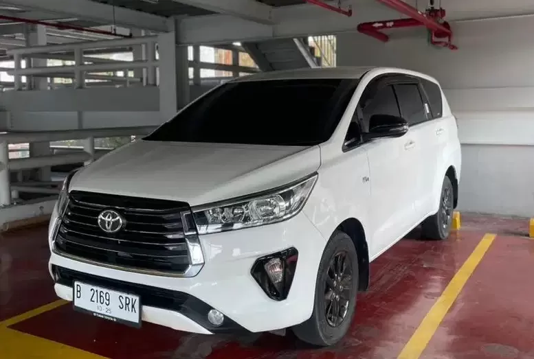 Butuh Uang! Dijual Cepat No Minus! Mobil Toyota Kijang Innova Reborn di Bekasi Dibanderol Harga Spesial, Dokumen Lengkap