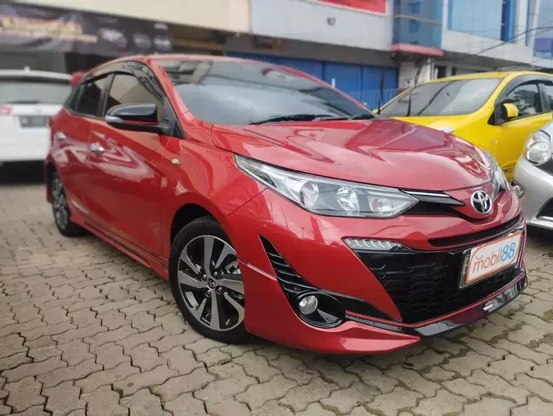 Mobil Toyota Yaris S TRD Warna Merah Menggoda Dijual di Palembang, Angsuran Kredit Ringan, BPKB STNK Lengkap