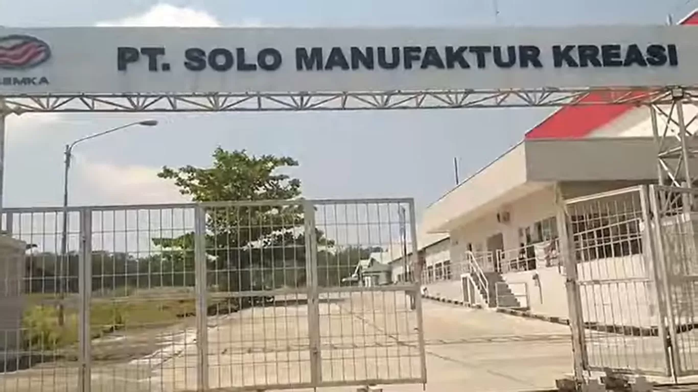 Pabrik Mobil Esemka Tutup, Kendaraan Kebanggan Jokowi Hilang Dari Pandangan - Sempat Debut Garuda 1 Pesaing Fortuner Kini Tak Ada Kabar!