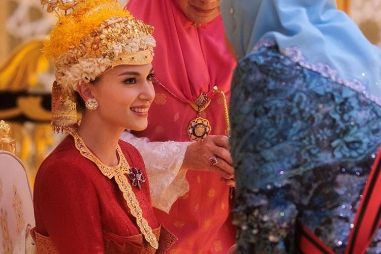 Pesta Pernikahan Berlangsung Selama 10 Hari, Pangeran Brunei Darussalam Menikahi Rakyat Biasa yang Umurnya....