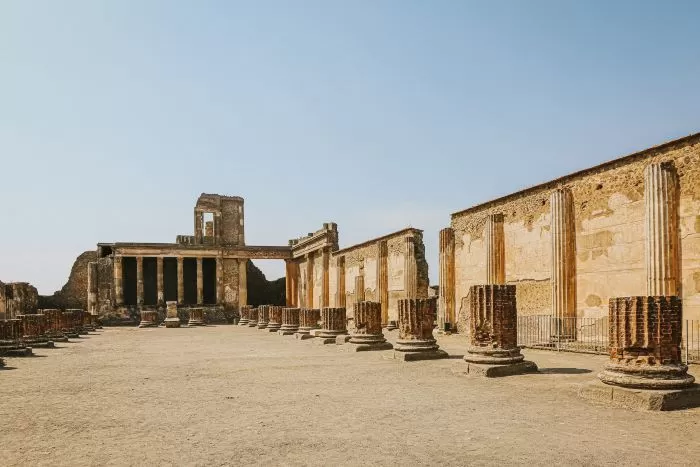 Arkeolog Temukan Kuil yang Terkait dengan Hercules dan Alexander Agung di Reruntuhan Kota Kuno Irak