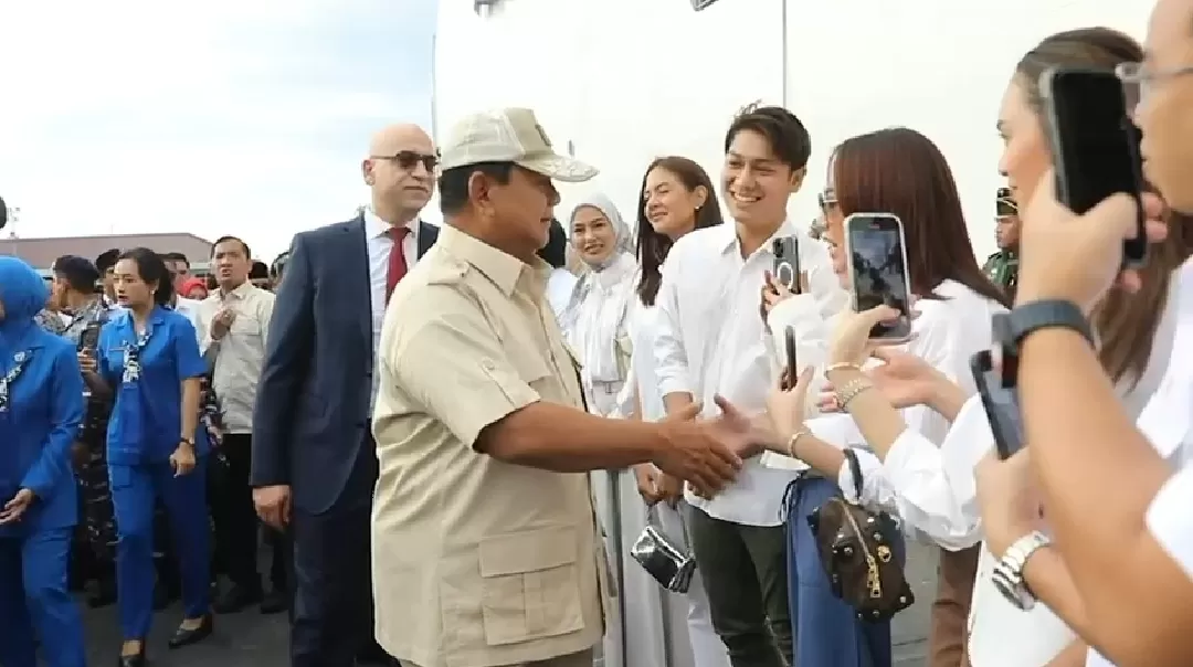 Menhan Prabowo Subianto Lepas Kapal Rumah Sakit TNI Bantu Palestina, Sederet Selebriti Turut Menyaksikan, Siapa Saja Mereka?