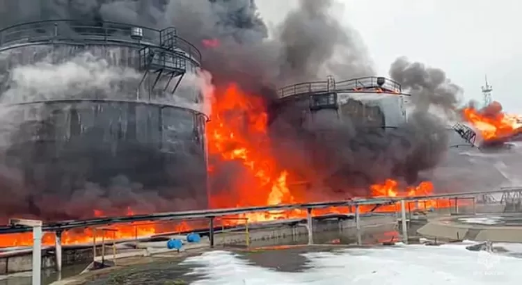 Depot Minyak Terbesar Ketiga di Rusia Terbakar Pasca Serangan Drone Ukraina