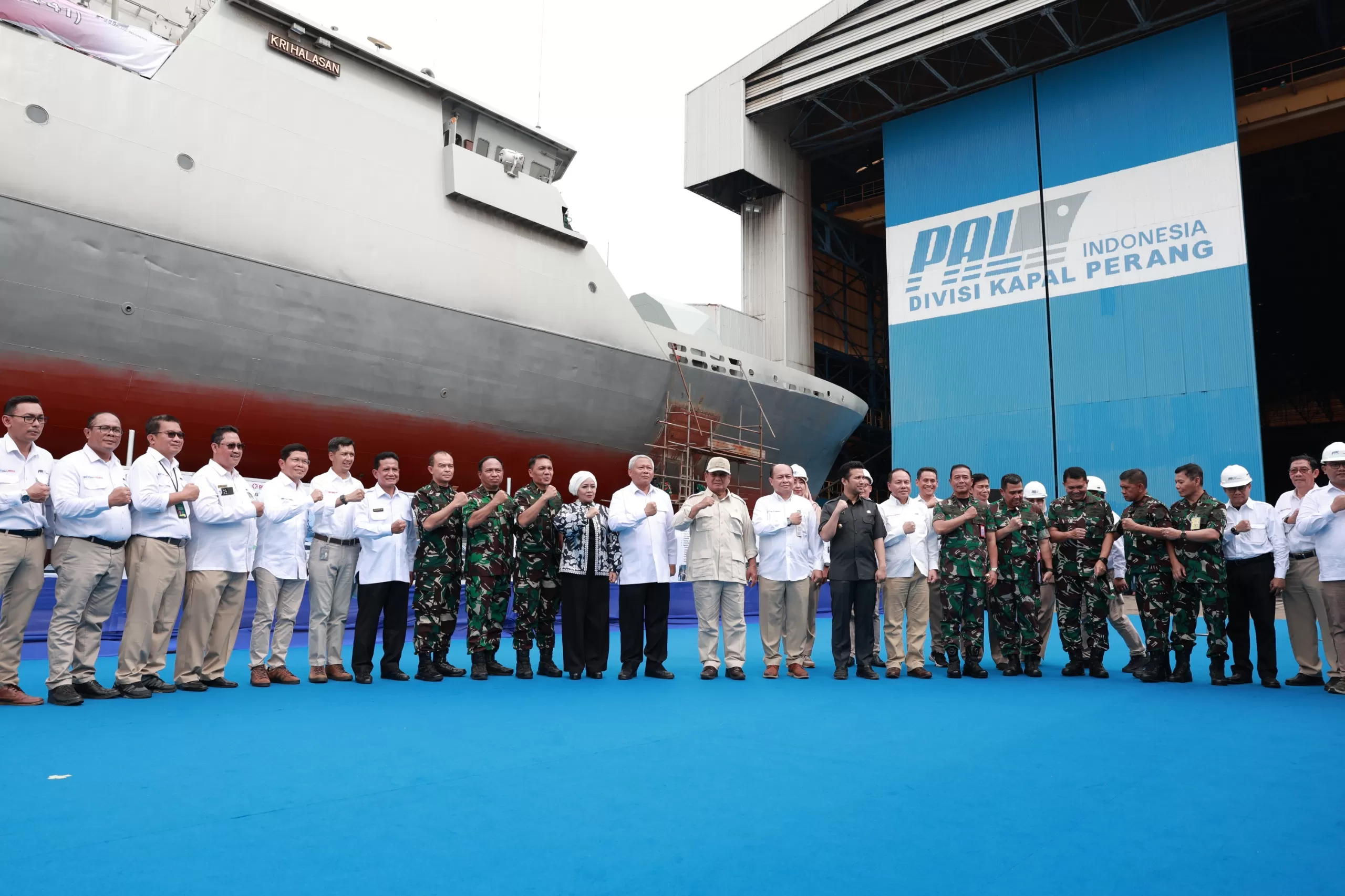 Tinjau Progres Modernisasi 41 Kapal di Surabaya, Prabowo Ingatkan Situasi Geopolitik yang Tidak Menentu