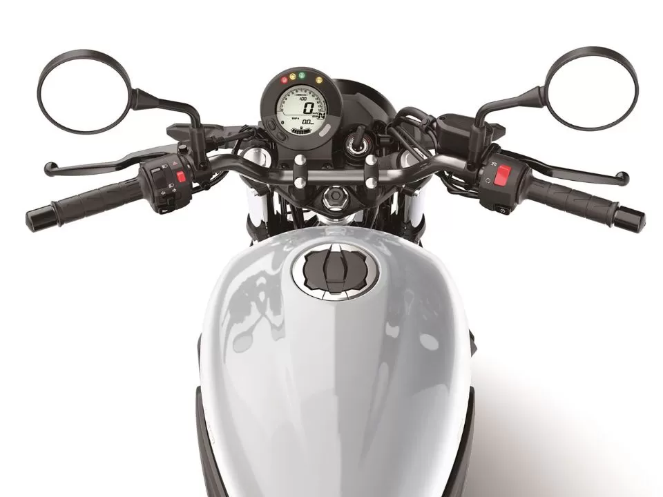 Berhasil Bikin Bikin Harley Davidson Merinding? Mesin Kawasaki Eliminator 450 Ini Menggunakan Dua Silinder Sejajar dan Sistem Pendinginan Cair!