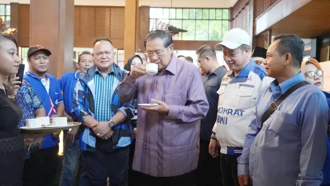 SBY Kangen Banyuwangi, Baru Datang Langsung Ngopi