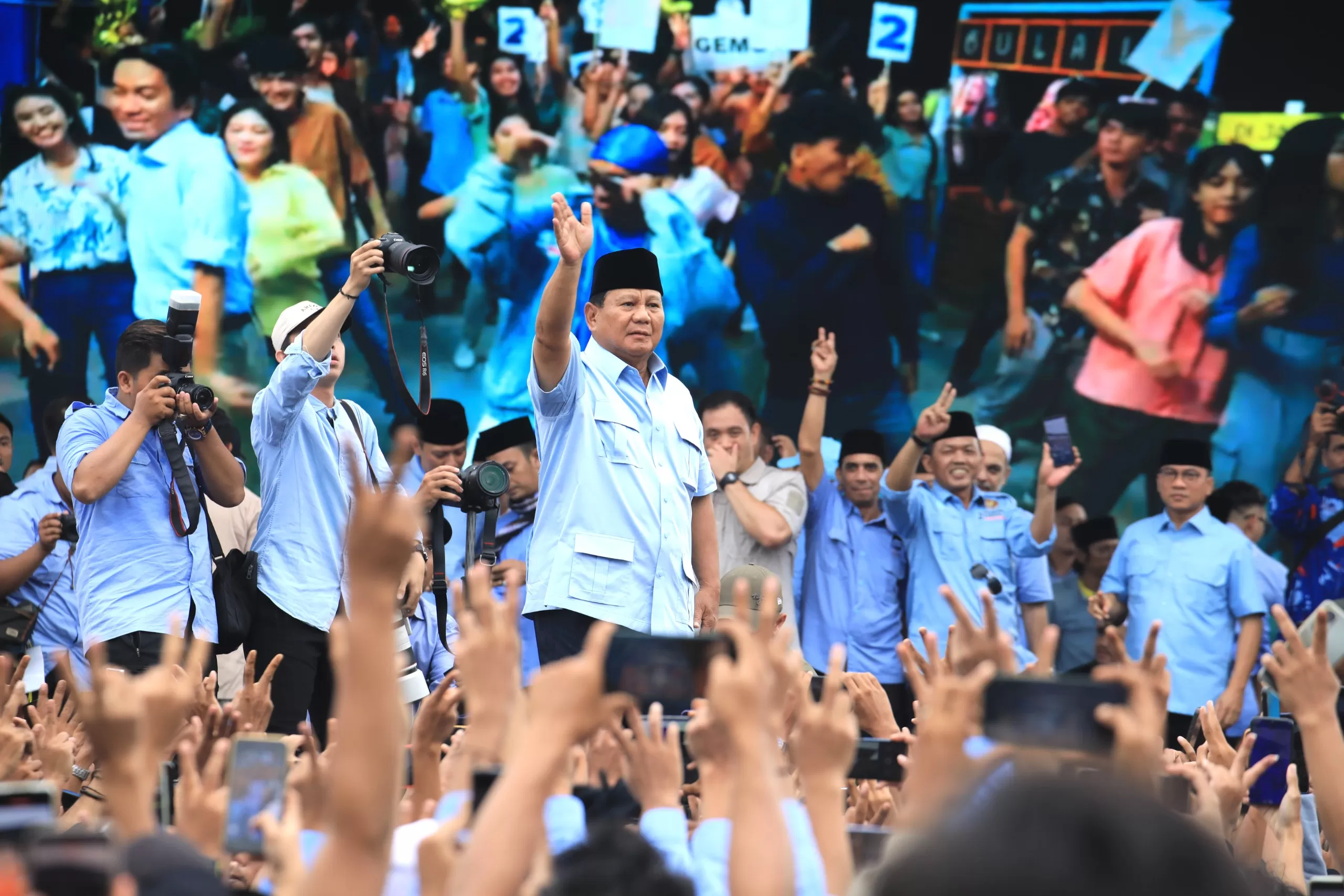 Reaksi Prabowo Subianto Usai Diberi Nilai 90 oleh Warga Semarang