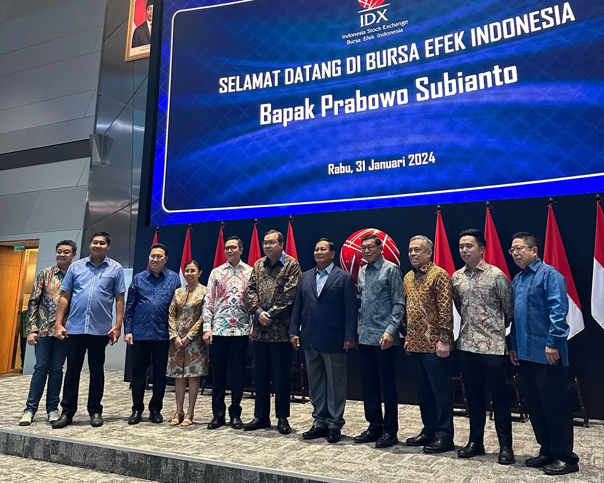 Prabowo Muncul di Acara Trimegah dan Kunjungi Bursa Efek, IHSG Langsung Hijau