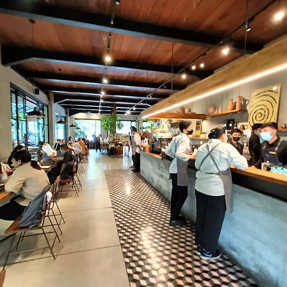 Rekomendasi Cromboloni ! Ini Dia 3 Café Yang Menjual Jajanan Viral Cromboloni di Bandung, Bisa Sambil Nyemil Santai