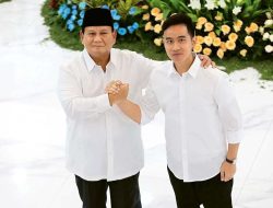 Ternyata ini Alasan Jokowi tak Libatkan Risma Dalam Pembagian Bansos