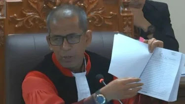 Belum Punya KTA hingga Kartu Expired, Hakim MK Tegur Kuasa Hukum Partai Demokrat