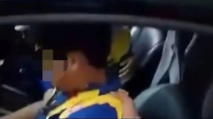 Dua Dokter Kegep Selingkuh dalam Mobil di Parkiran RS, Yang Cewek Ternyata Anak Wakil Bupati
