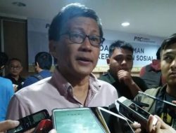 Rocky Gerung Ungkap Arti PDIP Tidak Mau Bergabung Prabowo