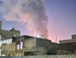 Houthi: 2 Tewas, 80 Terluka dalam Serangan Udara Israel di Yaman