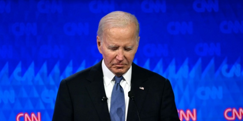 Biden Mundur dari Pencalonan, Tunjuk Harris Jadi Pengganti